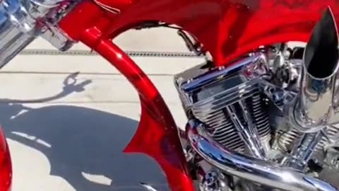 HARLEY DAVIDSON CLASSIC RED 2024 MODEL