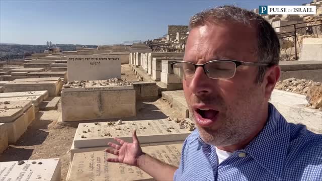 Praying in the Merit of our Holy Sages on the Mount of Olives