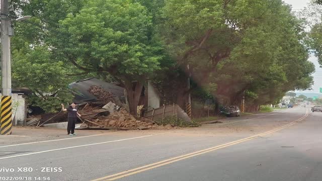 Taiwan: Buildings collapsed following earthquake