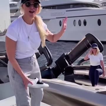 funny|prank|jokes|funny jokes|dad jokes|funny memes|funny video|fun|laughing|funny animal|knock