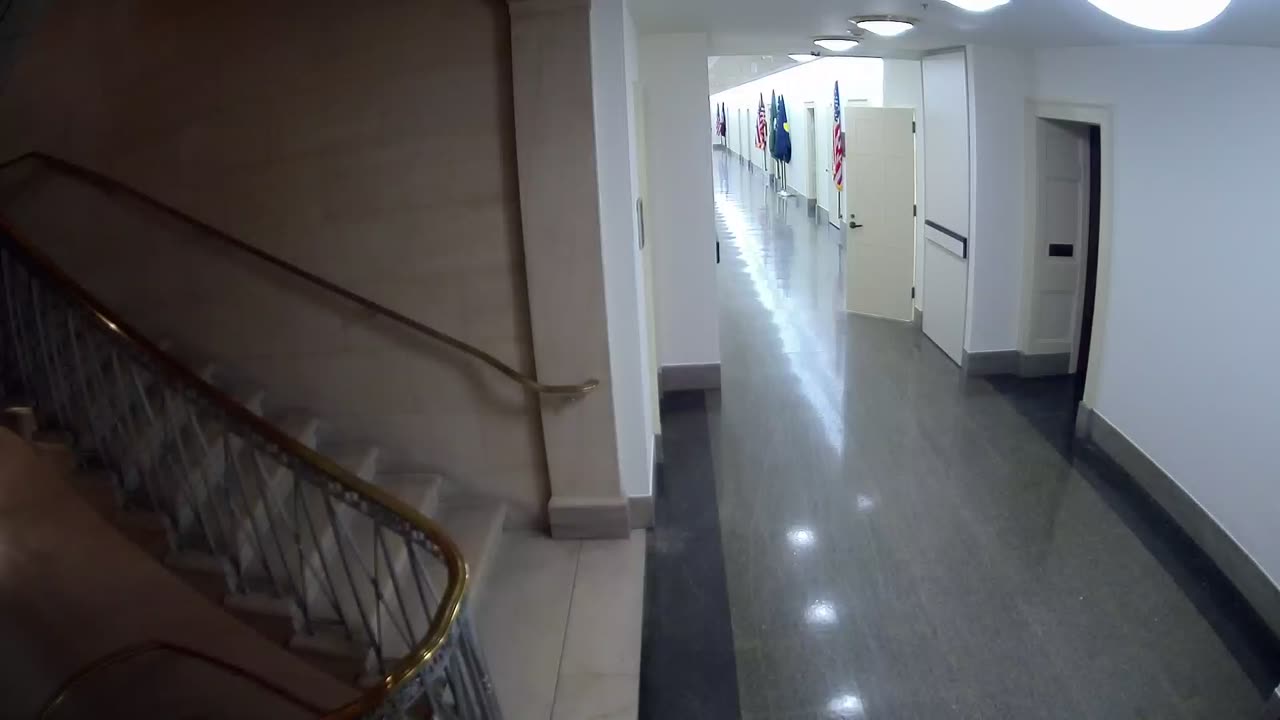 3243LHOB02Stair1_2021-01-06_03h20min00s307ms.mp4