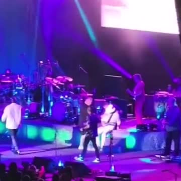 Carlos Santana collapsed on stage due to ‘heat exhaustion’ - Or Was It The Shot?