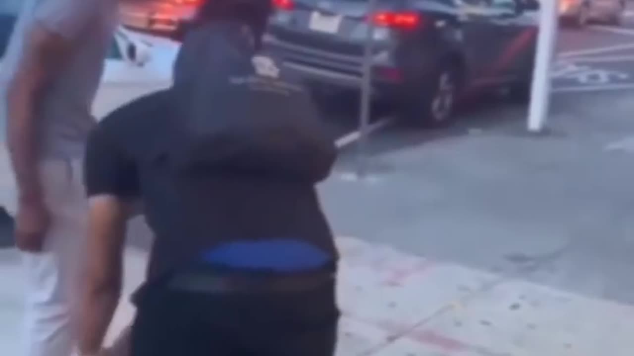 One punch knockout street fight