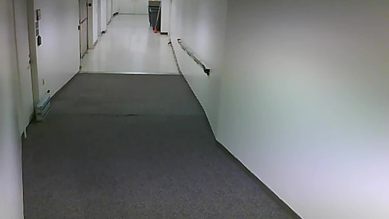3901PSQB06FreightLobbyFront_2021-01-05_18h25min08s647ms.mp4