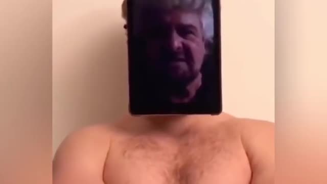 Beppe Grillo racconta il Transumanesimo