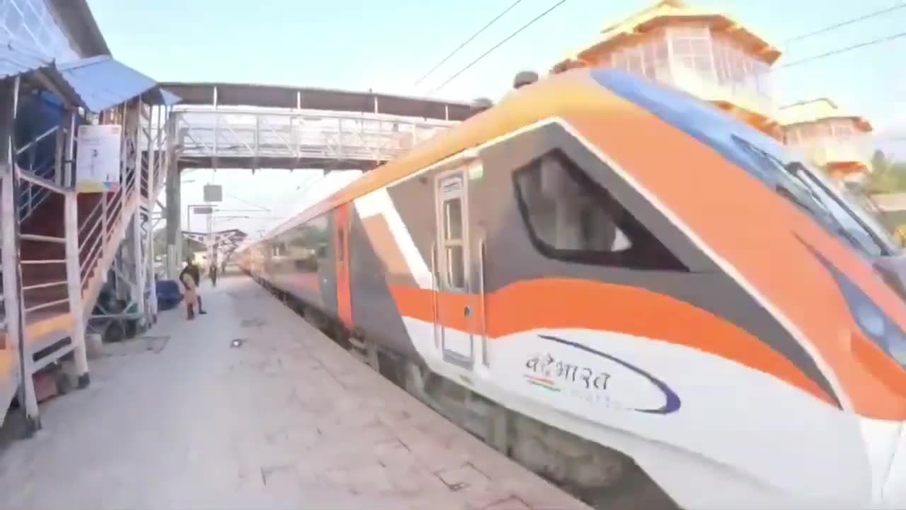 Thiruvananthapuram Kasargod orange Vande Bharat Express Skip at kaymakam railway station