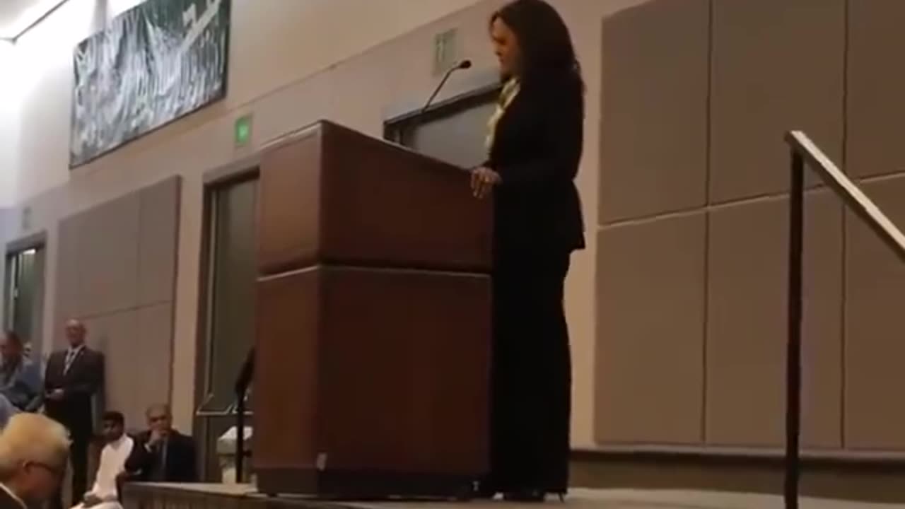 A truly DANGEROUS and stupid woman