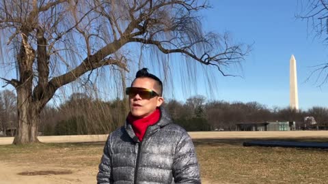 we 阔别三周回访华盛顿DC：满城尽是水泥墩，警察士兵铁丝网。爱国者感叹：全世界基督教最后的坚固堡垒终于被魔鬼从内部打垮！