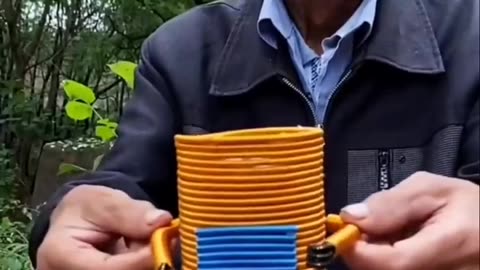 दादा ने बनाया PENCIL BOX 💪🔥 ~ wood toy-woodworking art skill wood / hand crafts #shorts