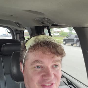 People still wearing their mask in their car...