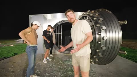 Lamborghini VS World's Largest Shredder