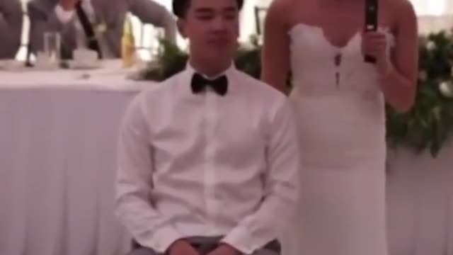 In order to support the mother with cancer, the bride and groom chose to shave t
