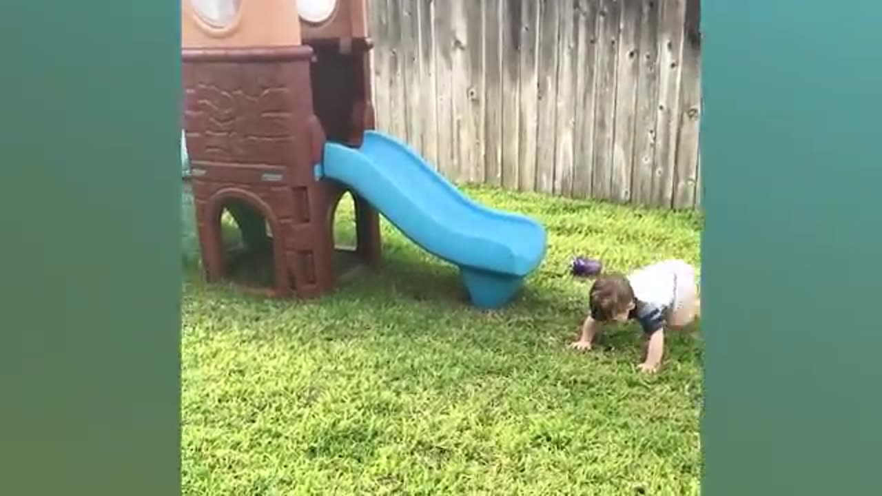 BABIES SLIDING