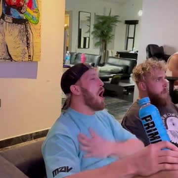 JAKE PAUL AND LOGAN PAUL REACT TO KSI KNOCKOUT TEMPER
