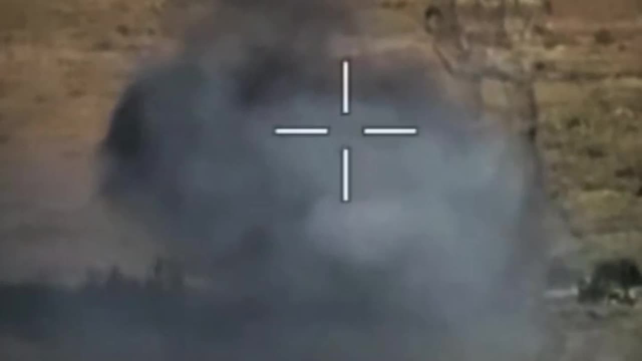 💥👀 Destruction of Russian tank by Ukrainian ground-based kamikaze drone