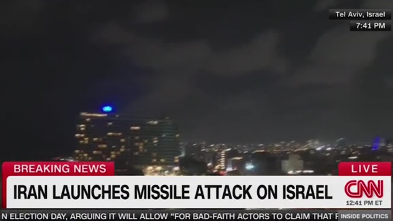 TEL AVIV UNDER MASSIVE MISSILE AND ROCKET ATTACK ( Part 1 )