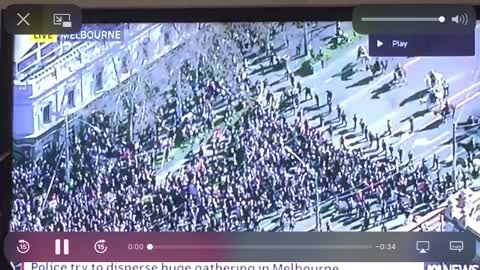 Australians protesting lockdowns break through barricades and fight Nazis 8-21-2021