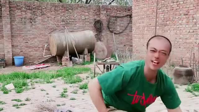 Best Funny Videos 2022, Chinese Funny clips daily #shorts