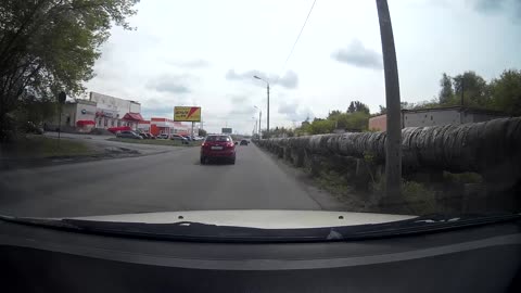 Water Pipe Suddenly Bursts on Road