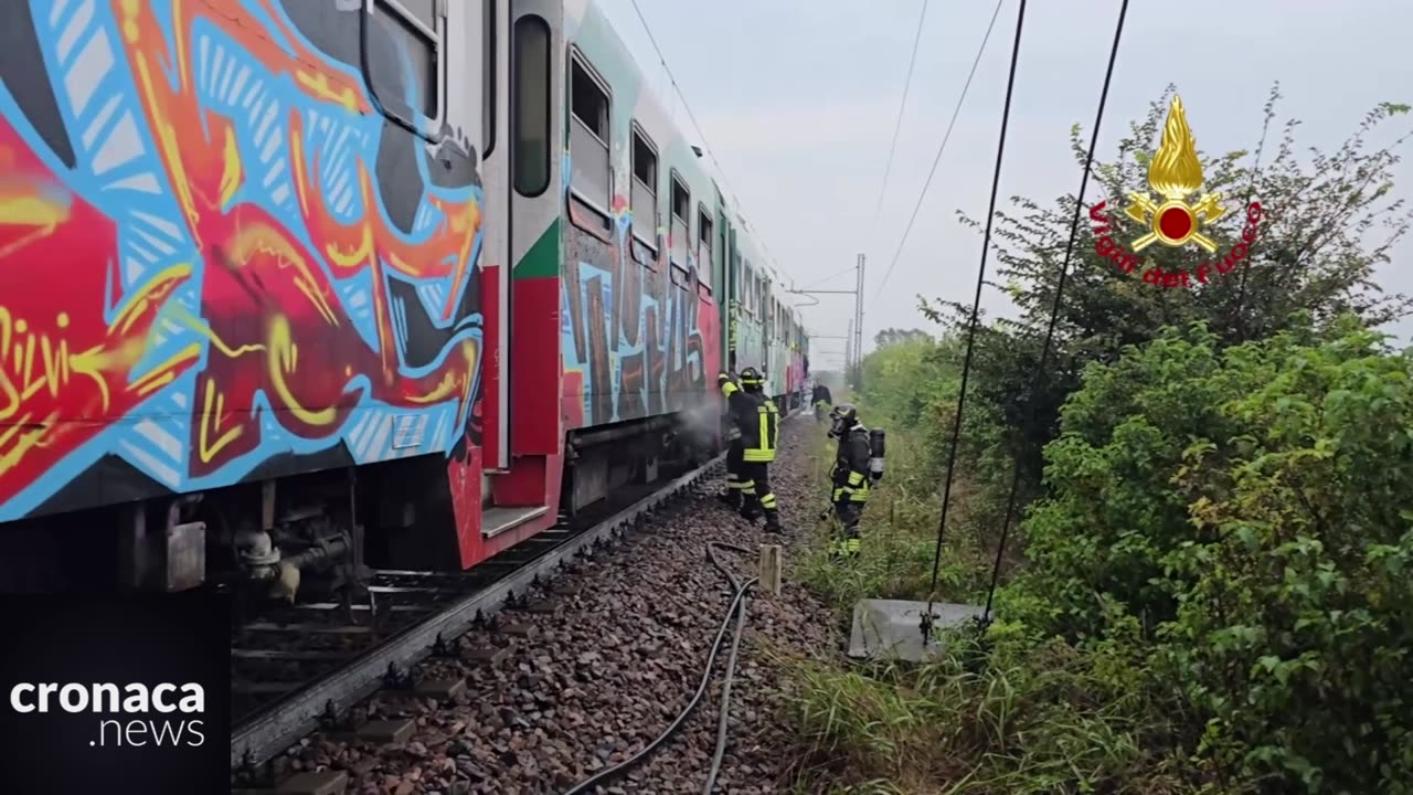 Principio d’incendio, intervento dei Vigili del Fuoco sulla linea Fermide - Ferrara