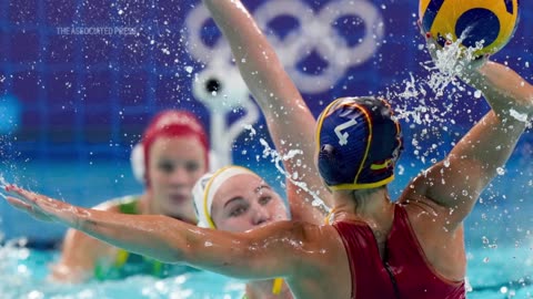 AP PHOTOS: Paris Olympics Day 15