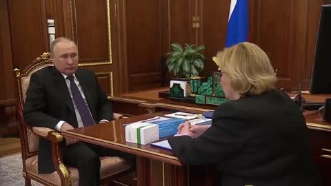 Putin to narzędzie Rothschildów