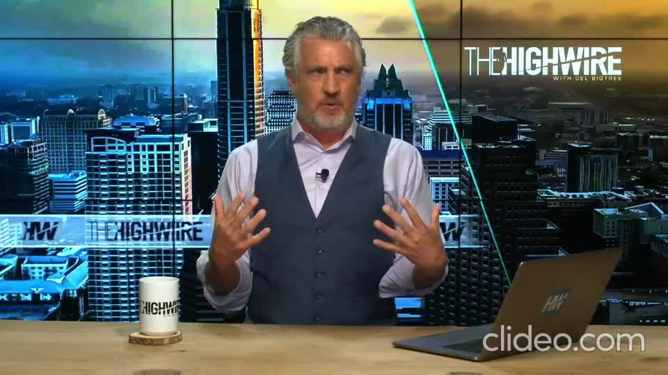 Anthony Fauci is a fraud and a charlatan says Prof. Mark Crispin Miller