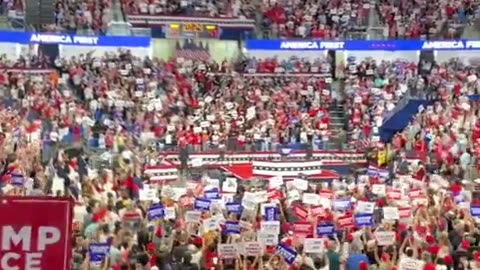 📍Atlanta, GA — Donald Trump has a packed house.