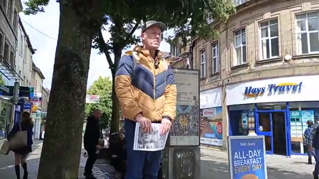 Your Baby is Ugly - Non Christian Girl Mocks Street Preacher