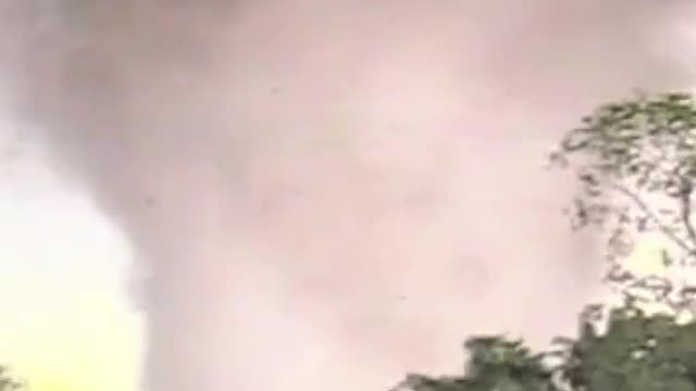 The power of tornadoes is more powerful than you can imagine