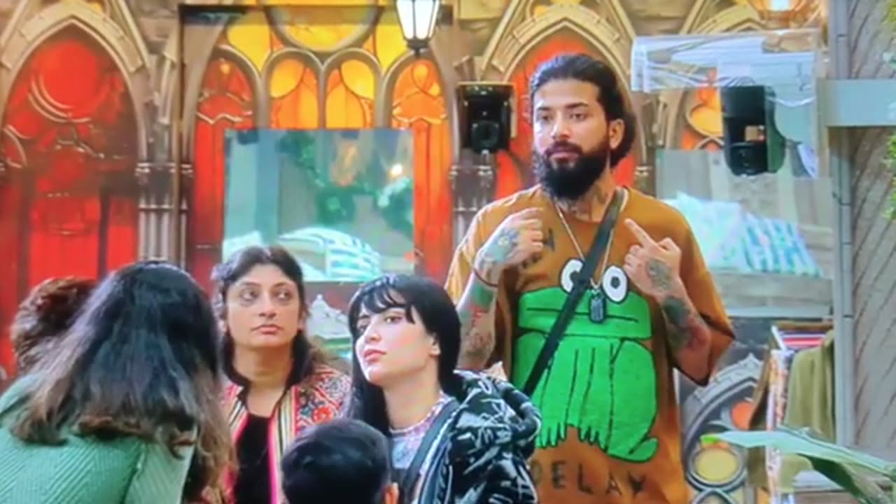 Babu bhaiya funny scenes in bigg boss season 17 #rumble #biggboss