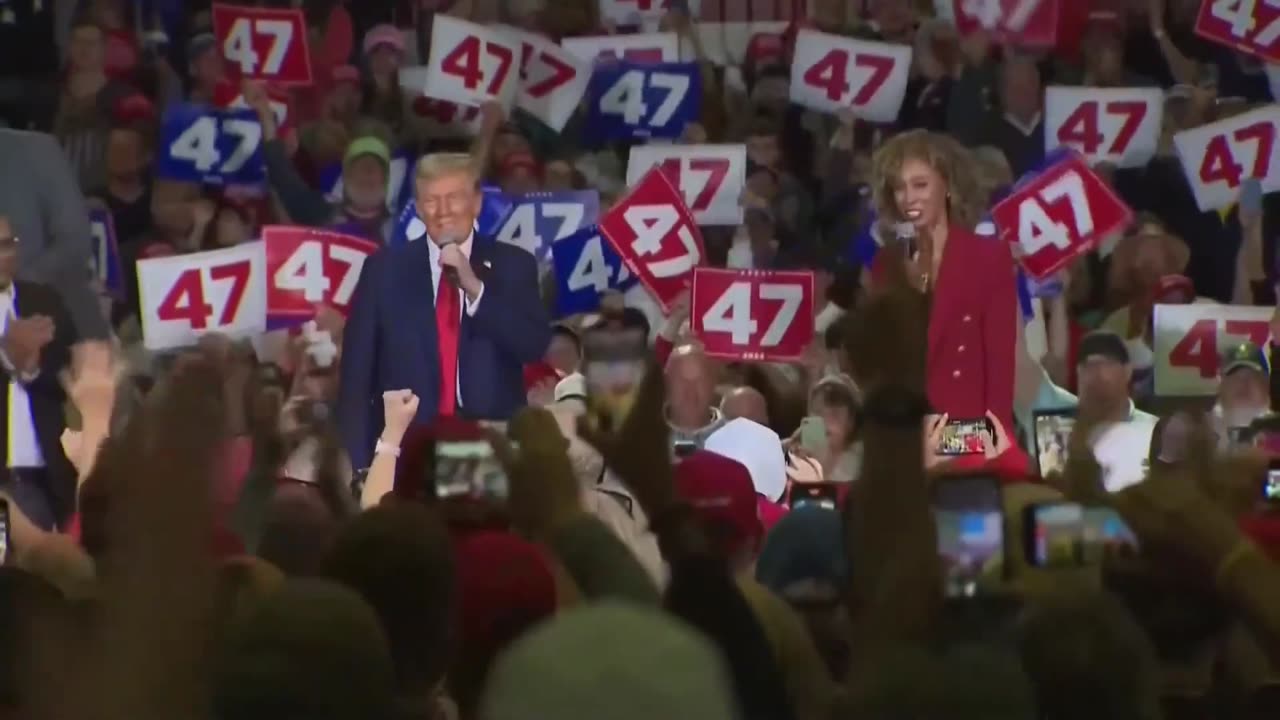 Trump speaks at town hall in Lancaster, Pennsylvania