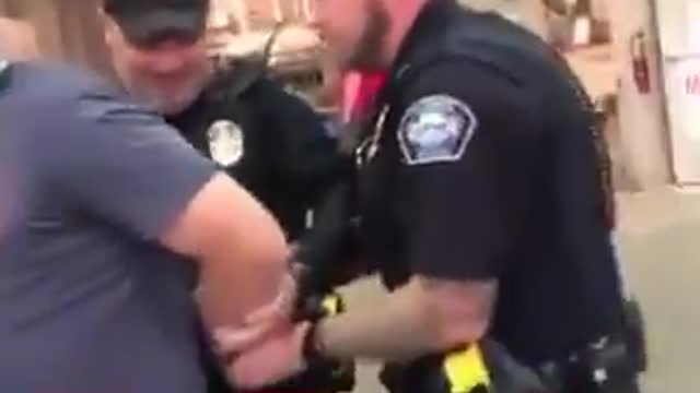 Son arrested for not wearing a mask