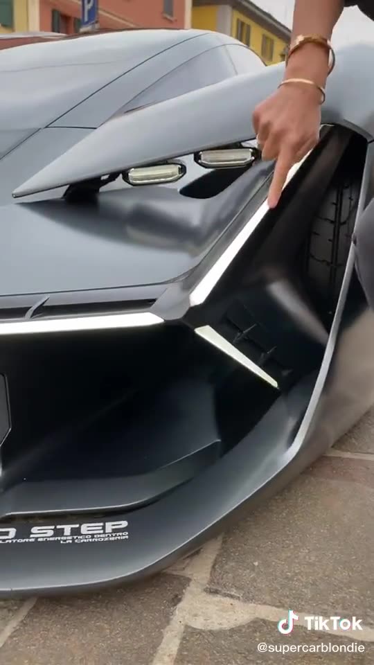 First electric ⚡️ Hypercar by Lamborghini 😱