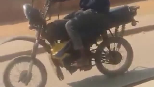 Motorcycle with a gear shift