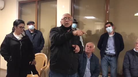 В Сухуми проходит встреча Объединенного Совета с общественности