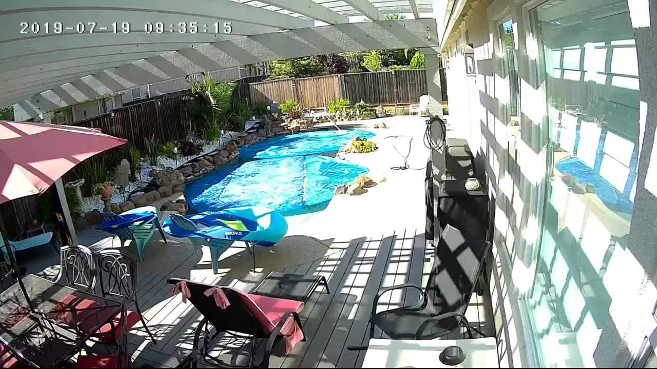 Review: Outdoor Camera Wireless, Zumimall Security Camera OutdoorIndoor, Rechargeable Battery...