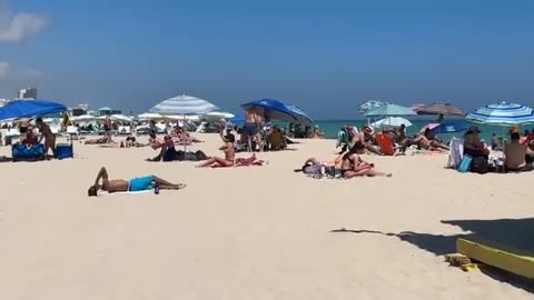 _Hot_day_at_Miami_beach_walk___beach_walk_4k