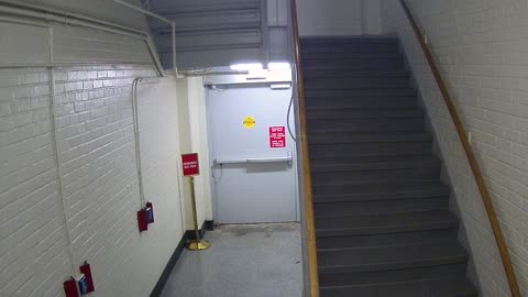 3872FHOB01Stair8_2021-01-06_17h04min07s197ms.mp4
