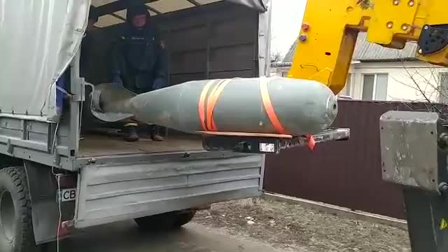 3 aerobombs OFAB-500 were extracted from residential buildings by Chernihiv pyrotechnicians.