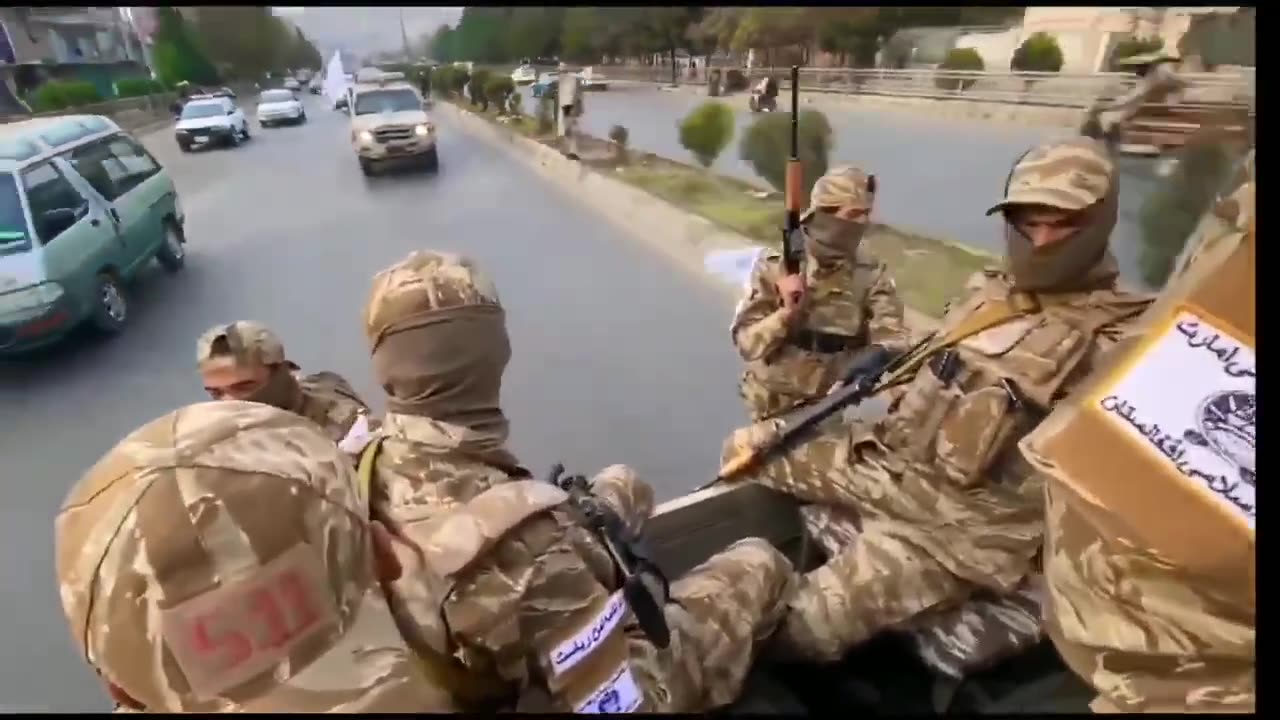 Roller Taliban forces 🤪 in Kabul