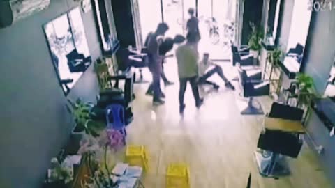 Man break mirror dor - funny video in best moment