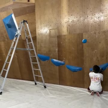 How Hard Is To Slice With The World's Smallest Sword