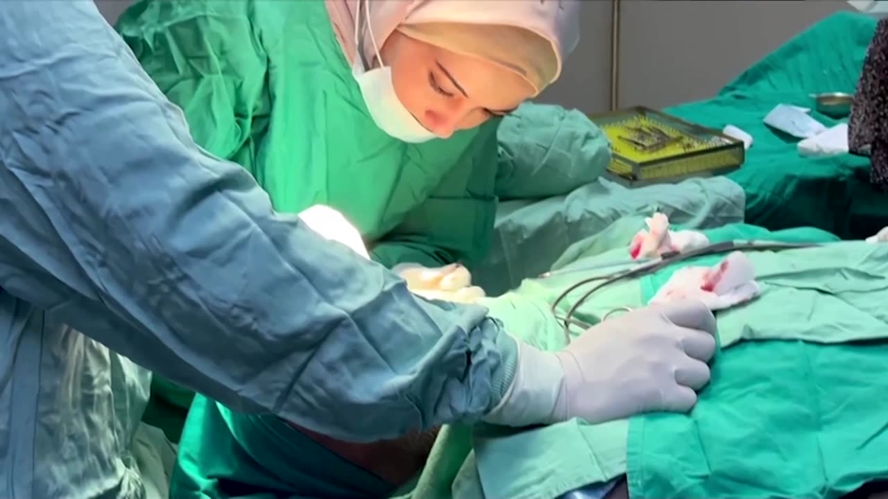 Canadian doctor describes "human tragedy" in Gaza