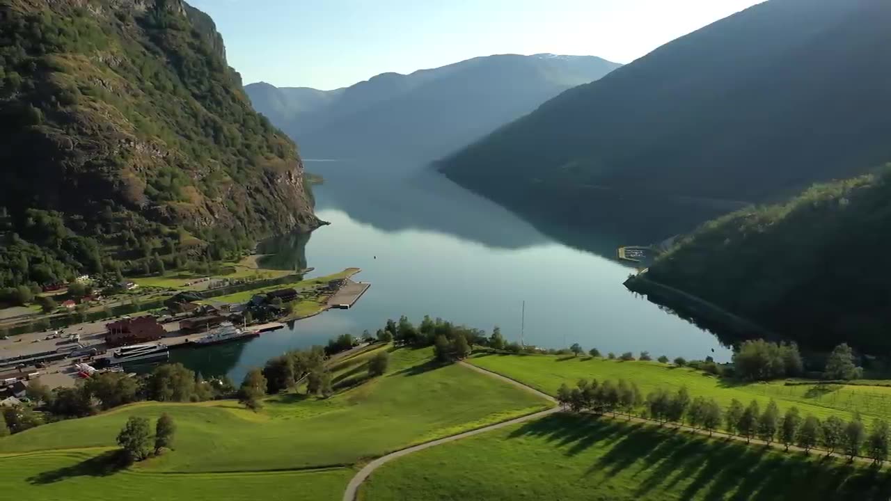 FLYING OVER NORWAY (4K UHD) - Peaceful Relaxing Music With Beautiful Landscape Film To Reduce Stress