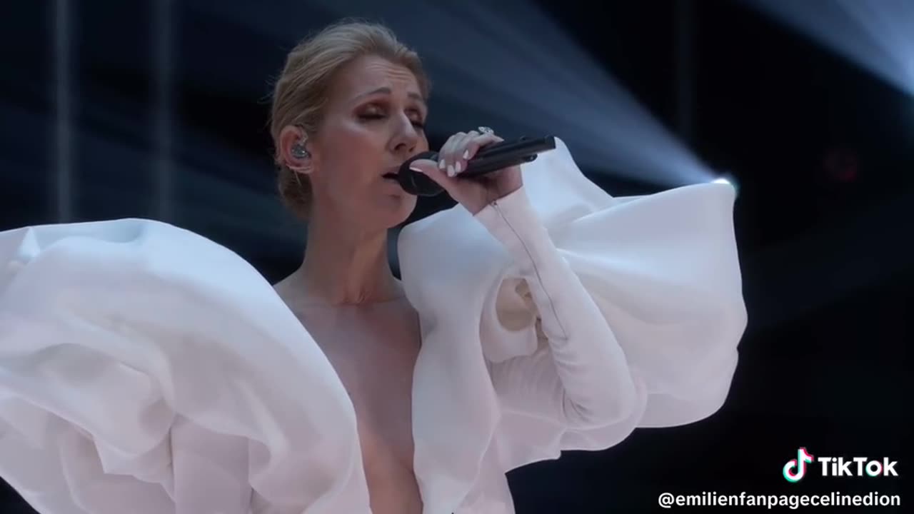 Celine Dion - My Heart Will Go On' on Billboard Music Awards