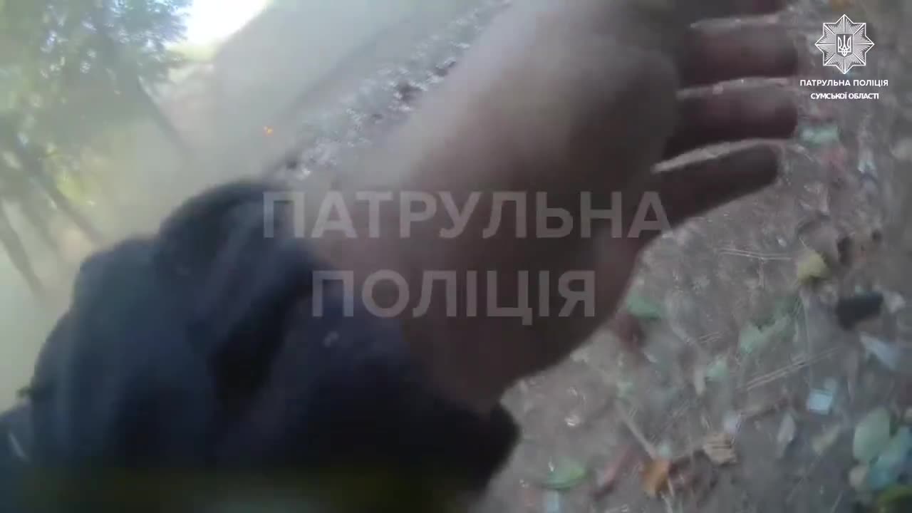 The Sumy Patrol Police released footage capturing a Russian double-tap strike
