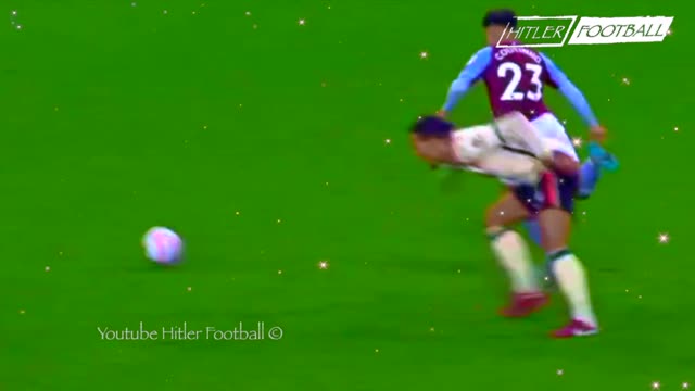 Coutinho nutmeg on Van Dijk