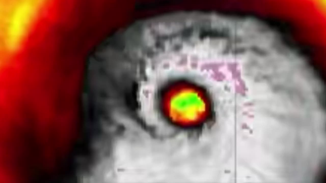 👀🇺🇸 New Eye Is Warming, Becoming More Circular w/ Hurricane Milton after eye wall replacement!