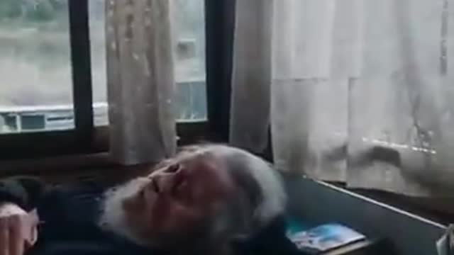 Father Gabriel the Athonite answers questions ... Μήνυμα από τον Γέροντα Γαβριήλ
